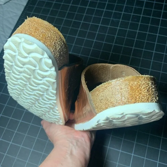 Women’s Birkenstock Arizona Leather Soft Footbed- Metallic Copper, size 39/250 - Picture 4 of 16